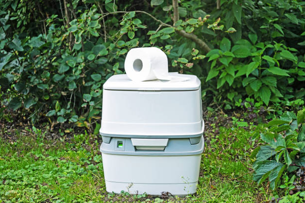 Best Emergency porta potty rental  in Apple Valley, CA